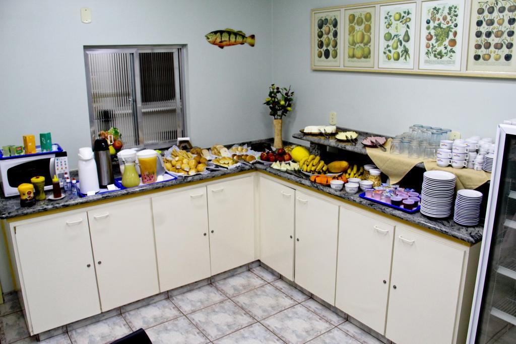 Alpha Ville Hotel Assis Zewnętrze zdjęcie