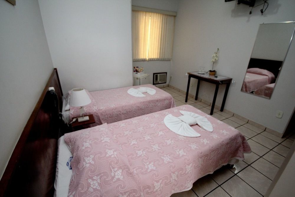 Alpha Ville Hotel Assis Zewnętrze zdjęcie