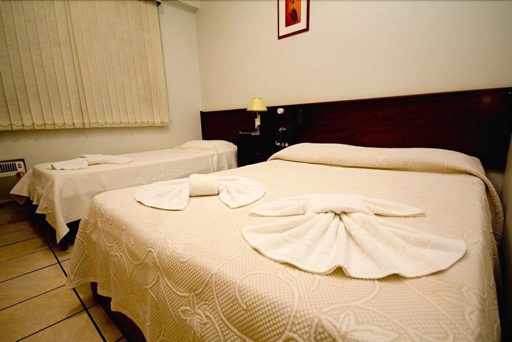 Alpha Ville Hotel Assis Zewnętrze zdjęcie